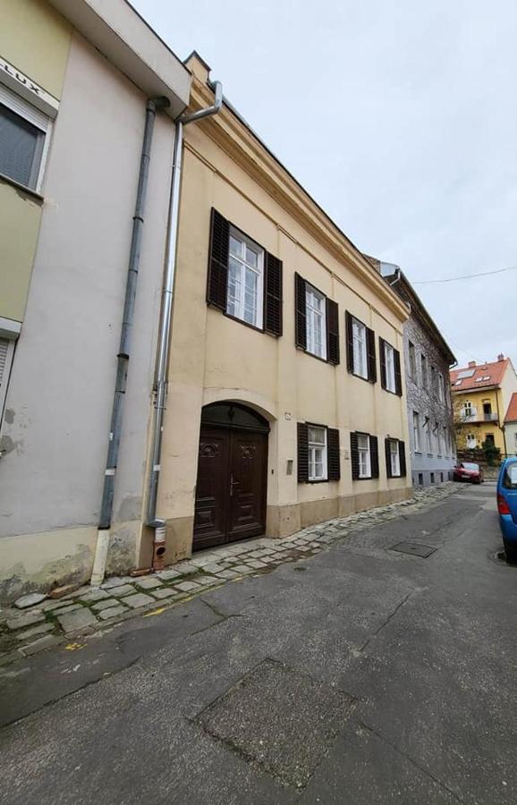 Downtown Romantic Székesfehérvár Exterior foto